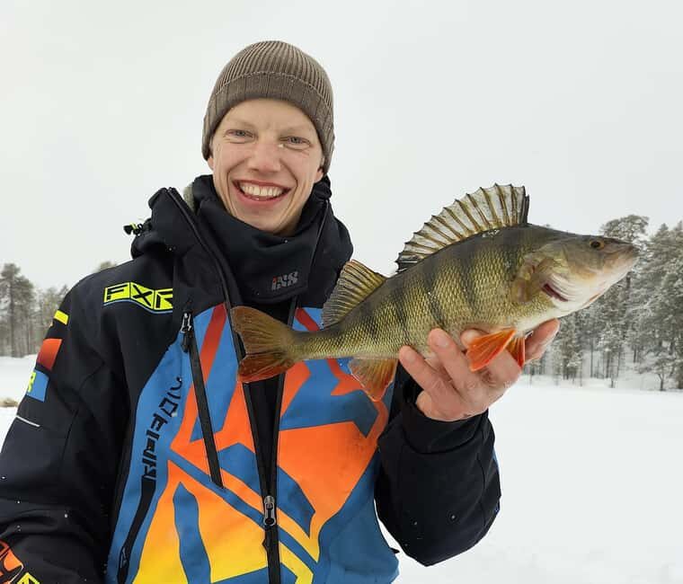Inari: 2 hour Ice Fishing at Lake Inari - The Value of this Experience