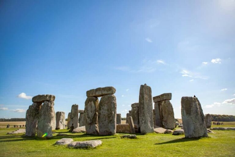 Individual trip to Stonehenge and Salisbury Cathedral - Who should consider this tour?