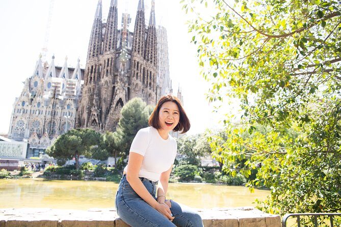 Instagram Photoshoot Tour in Barcelona - Practical Details and Considerations