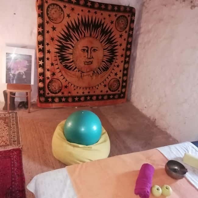 INTENSIVE CHIROMASSAGE WORKSHOP - Practical Details and Considerations