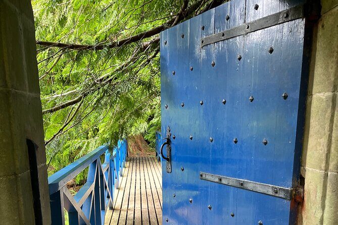 Invergordon full day tour; Cawdor Castle, Fort George & Loch Ness - What’s Included and What Costs Extra