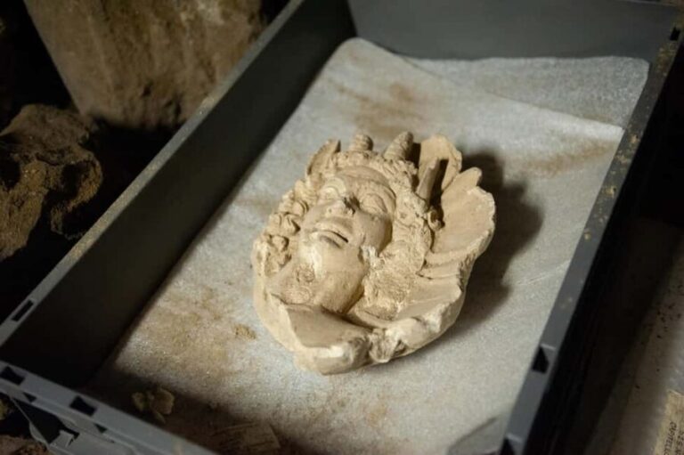 Ipogeo dei Cristallini Standard Tour - The Art and Mythology