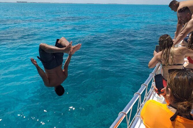 Isla Mujeres Tour with Open Bar Food and Snorkeling - What Makes This Tour Stand Out