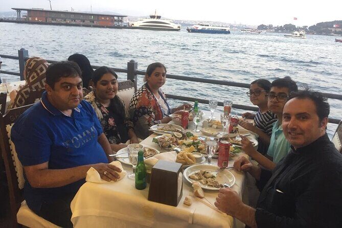 Istanbul Airport VIP Transfer - Comfortable & Fast - How the Meeting Point Works