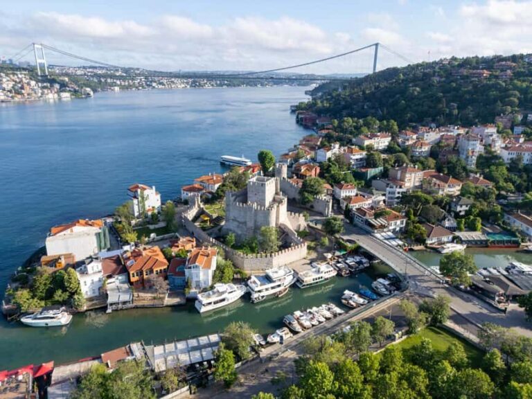 Istanbul: Boat Cruise w/ Snacks & Anatolian Fortress Visit - The Itinerary: What You’ll Experience