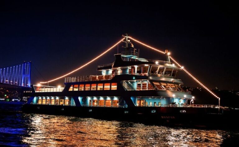 Istanbul: Bosphorus Dinner Cruise w/ Drinks & Entertainment - The Entertainment Program