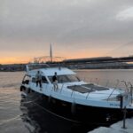 Istanbul: Bosphorus River Sunset Yacht Tour with Commentary - Key Points