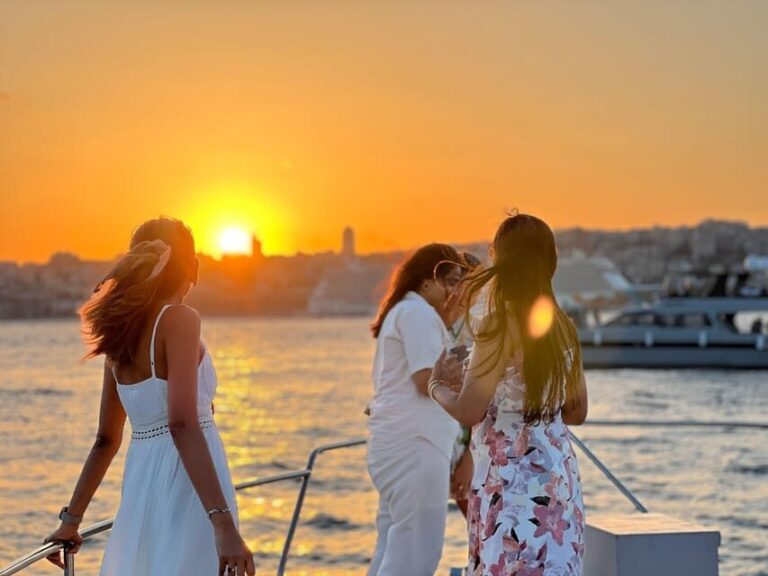 Istanbul: Bosphorus Sunset Cruise on a Luxury Yacht - What It Feels Like on the Water