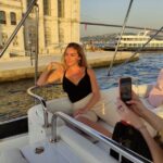 Istanbul: Bosphorus Sunset Cruise with Snacks and Wine - Why This Tour Works Well