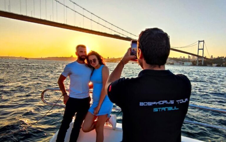 Istanbul: Bosphorus Sunset Yacht Cruise with Live Guide - The Itinerary: What to Expect at Each Stop