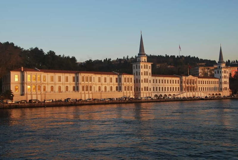 Istanbul: Bosphorus Tour With Whirling Dervish Show - Who Is This Tour Best Suited For?