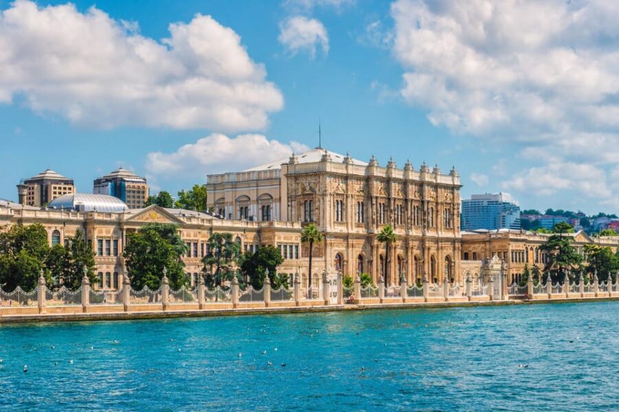 Istanbul Dolmabahçe Palace Private Tour with Transfers - A Closer Look at the Dolmabahçe Palace Tour