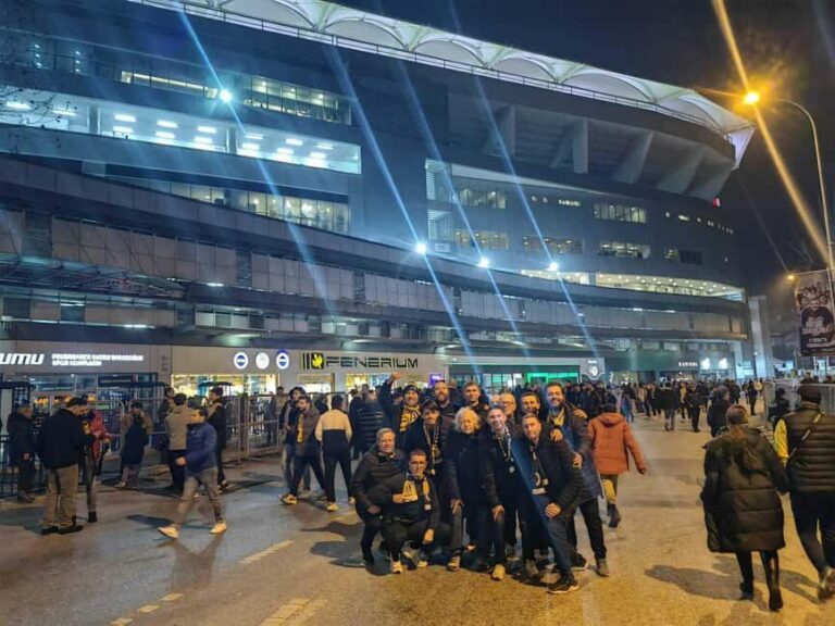 Istanbul: Enjoy a football match day experience with Local - Authenticity and Real-World Experiences