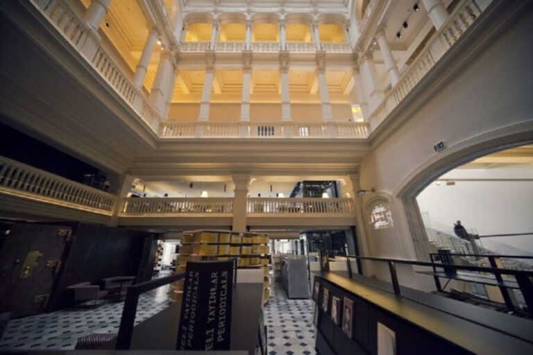 Istanbul: Galata District Walking Tour - Visiting Galata Tower—A Historic Landmark