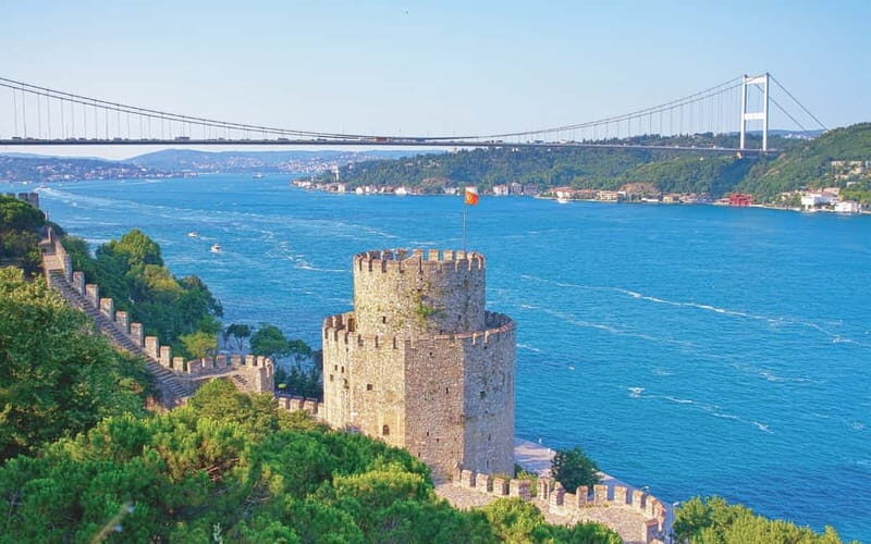 Istanbul: Guided Bosphorus Cruise & Golden Horn Bus Tour - Practical Tips and Considerations