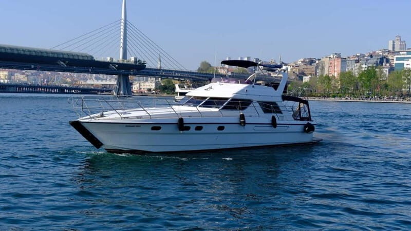 Istanbul: Luxury Yacht on Bosphorus - Who Should Consider This Cruise?