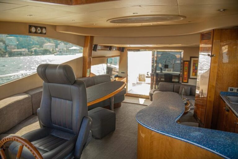 Istanbul: Private Bosphorus Tour On Luxury Yacht Pre#6 - What to Expect on Board