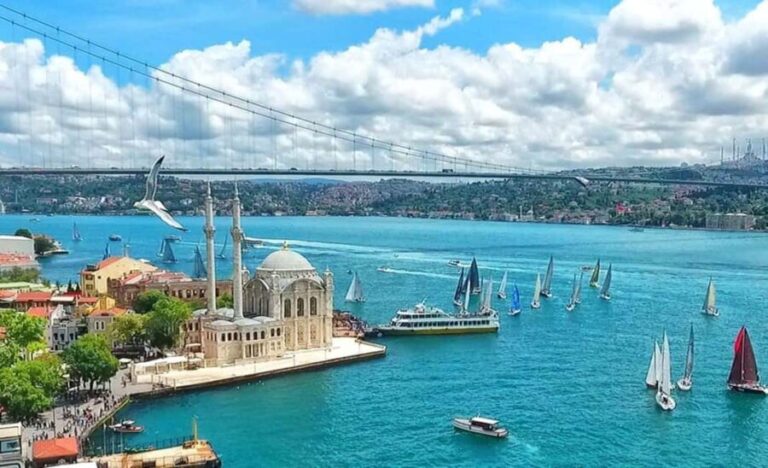 Istanbul: Private Bosphorus Yacht Tour - Authentic Insights from Reviews