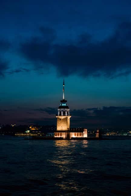 Istanbul: Private Yacht Sunset Cruise with Photos - Who Should Consider This Tour?