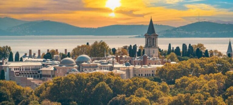 Istanbul: Topkapi Palace Skip-the-Line Ticket & Guided Tour - Analyzing the Price and Value