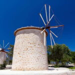 Izmir: Cesme Boat Tour and Alacati Visit - Exploring Alacati: The Town’s Charm