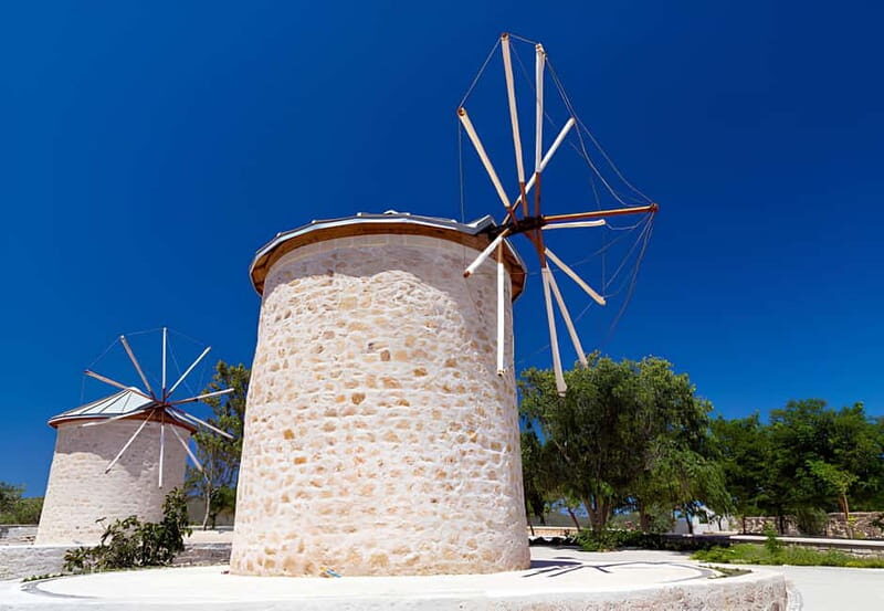 Izmir: Cesme Boat Tour and Alacati Visit - Exploring Alacati: The Town’s Charm