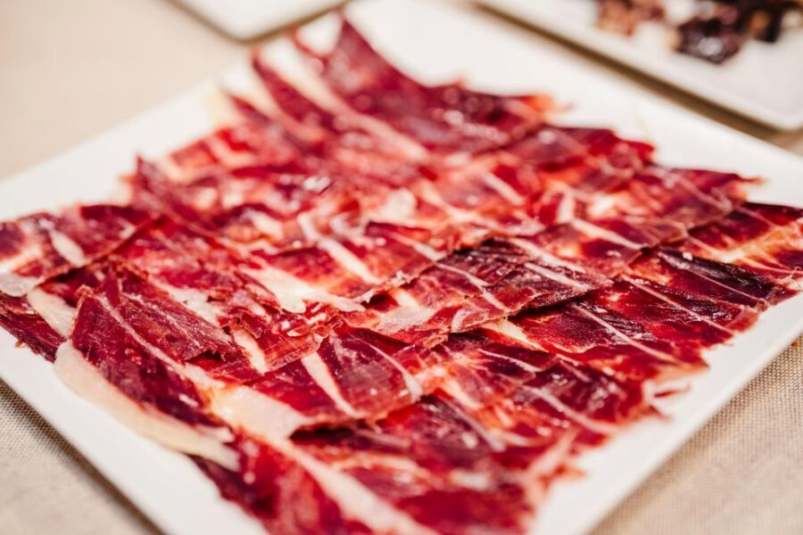 Jamón Experience Masterclass: Ultimate Ham & Cava Tasting - Who Should Consider This Tour?