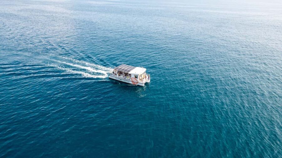 Javea: Coastal Boat Trip with a Swim Stop - Deep Dive into the Itinerary