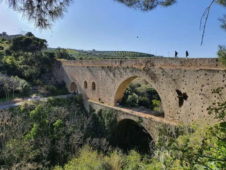 Jeep Tour to Archanes with Wine tasting & Lunch - Things to Consider