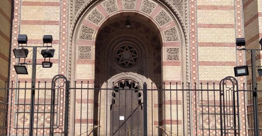 Jewish Quarter & Synagogues with personal stories - A Detailed Look at the Tour Experience