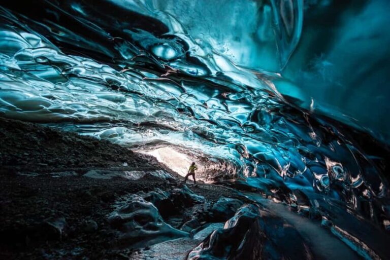 Jökulsárlón: Glacier Hike to a Remote Ice Cave - Practical Details and What to Expect