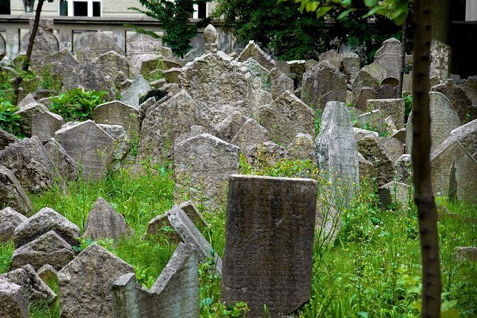 Josefov and the Jewish Museum in Prague - Considering the Price