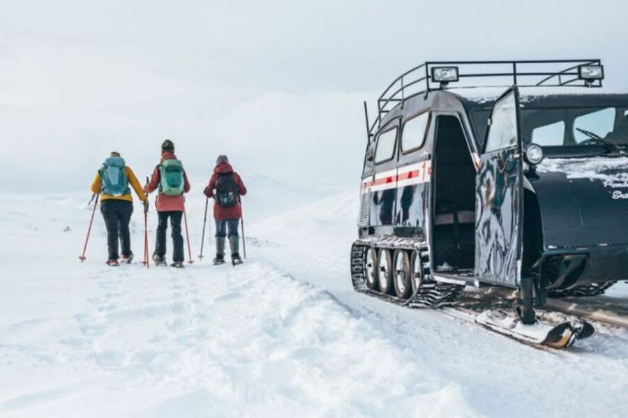 Jotunheimen: Snowcoach Tour with Snowhoeing and Lunch - The Trail and Surroundings: What You’ll See