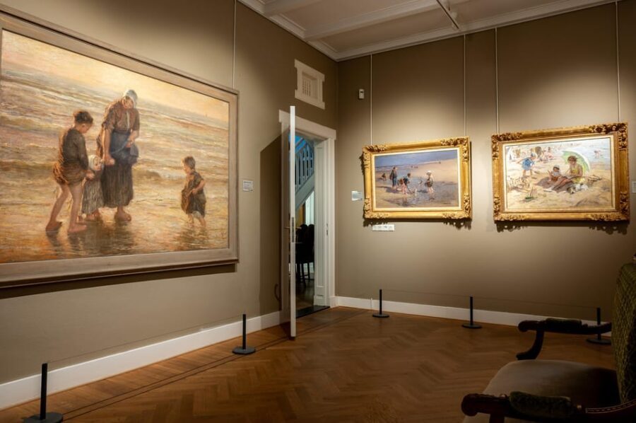 Katwijk aan Zee: Katwijks Museum Entrance Ticket - Art Collections and Exhibits