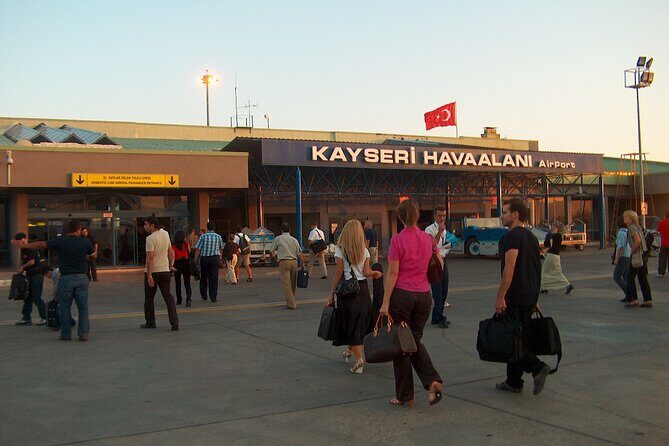 Kayseri Airport: Shared Transfer to Cappadocia Hotel - Group Size and Comfort