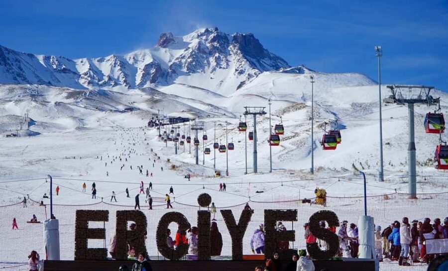 Kayseri: Erciyes Ski Tour with Equipment & Optional Trainer - The Mountain Experience: Slopes for All