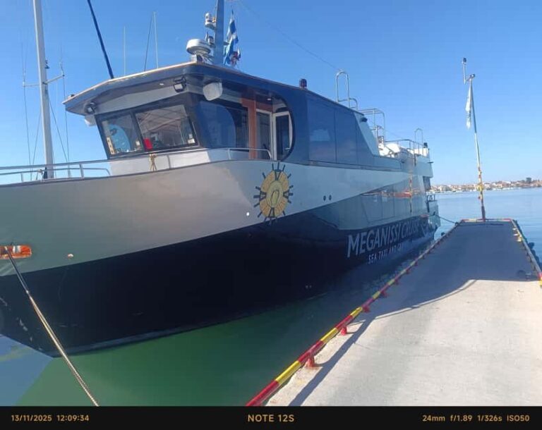 Kefalonia: Argostoli Bay Cruise with Swim Stops - Wildlife Watching: How Likely Are You to See Turtles, Dolphins, and Seals?