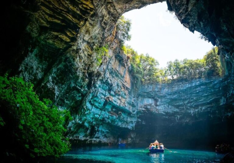 Kefalonia: Island Sightseeing Bus Tour with Hotel Transfer - Drogarati Cave: A Deep Dive into Nature’s Formations
