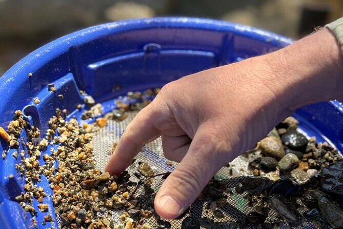 Kelowna Scenic Canyon Gold Panning Experience - The Natural and Historical Backdrop