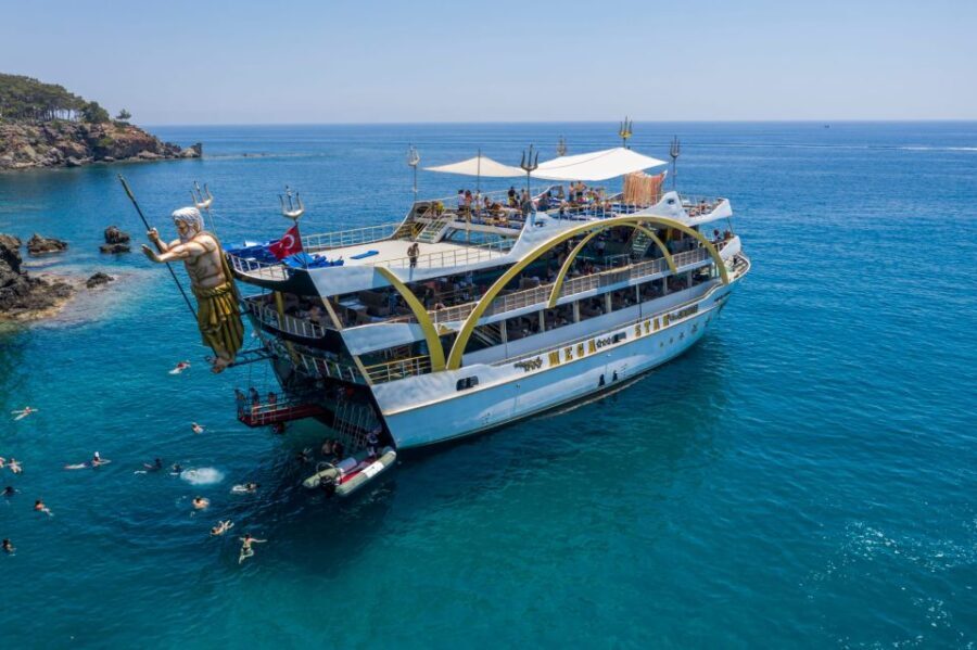 Kemer: Full-Day Boat Trip with Lunch and DJ - The Food and Drink Experience