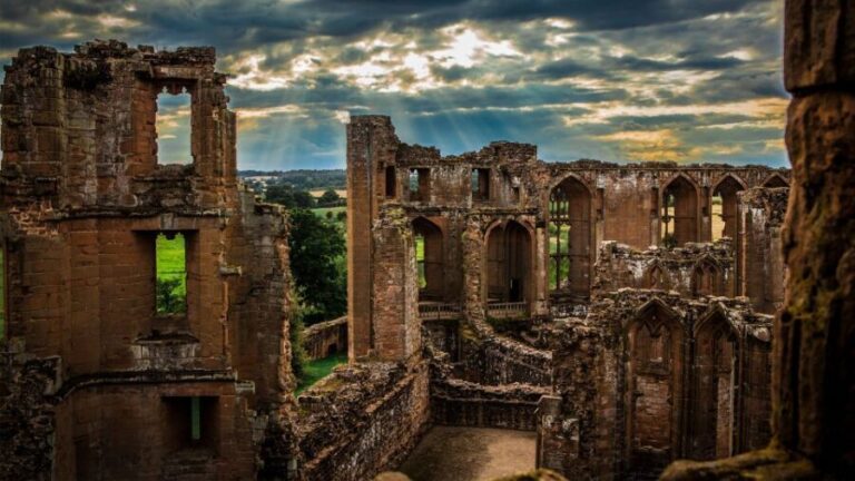 Kenilworth Castle and Elizabethan Garden Entry Ticket - The Experience: What You Can Expect