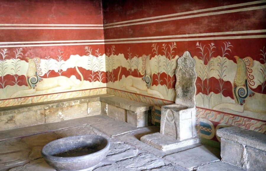 Knossos Palace & Heraklion Full-Day Tour from Chania Area - What You Can Expect from the Tour