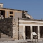 Knossos Palace Private Tour with Licensed Guide and Tickets - Who Should Consider This Tour?