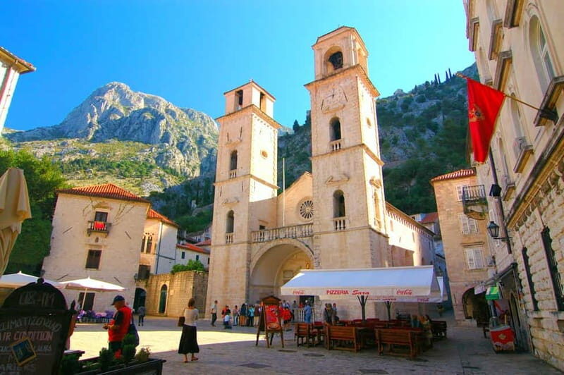 Kotor: Old Town Walking Tour - Detailed Breakdown of the Itinerary