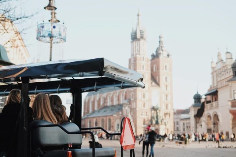 Krakow: City Sightseeing Tour by Golf Cart - Transportation and Practicalities