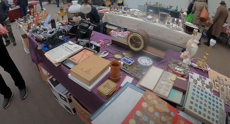 Kraków CommunistFleaMarketTour+CollectorsBoost - Who Will Love This Tour?