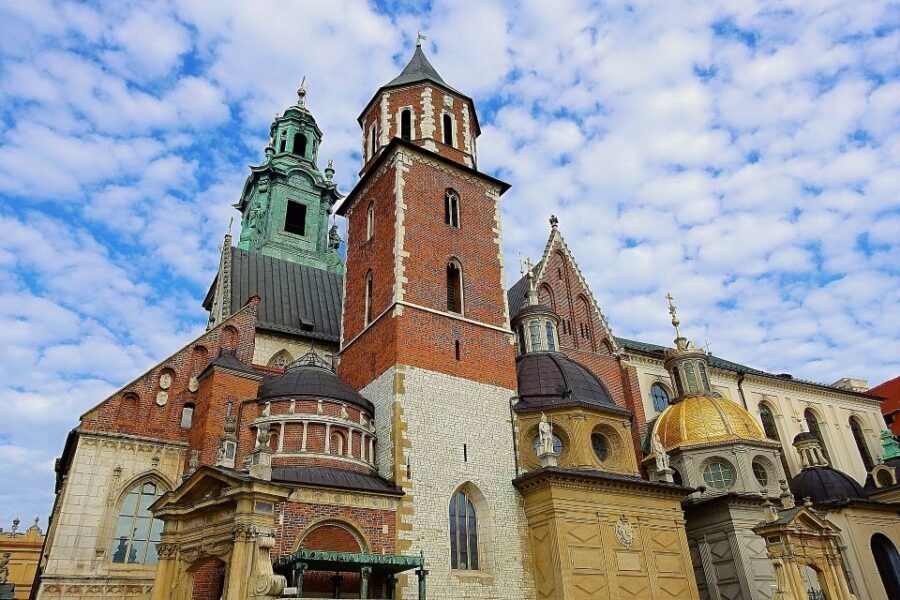 Krakow: Daily Wawel Cathedral Guided Tour with Admission - Why This Tour Stands Out