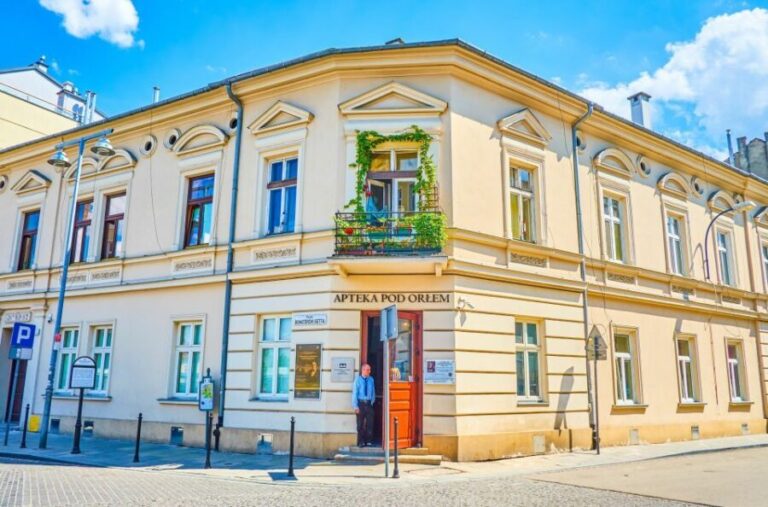 Krakow: Electric Car Sightseeing Tour - The Experience from the Traveler Perspective