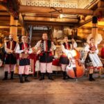 Krakow: Full Traditional Polish Dinner & Folk Show - Transportation and Logistics: Hassle-Free & Convenient
