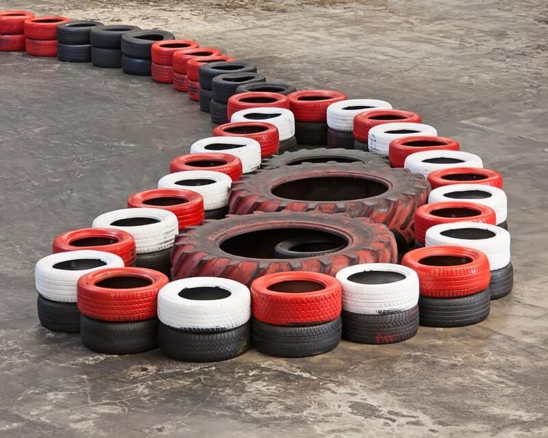 Krakow: Indoor Go-Karting (24-Minute Races) - The Safety and Group Experience